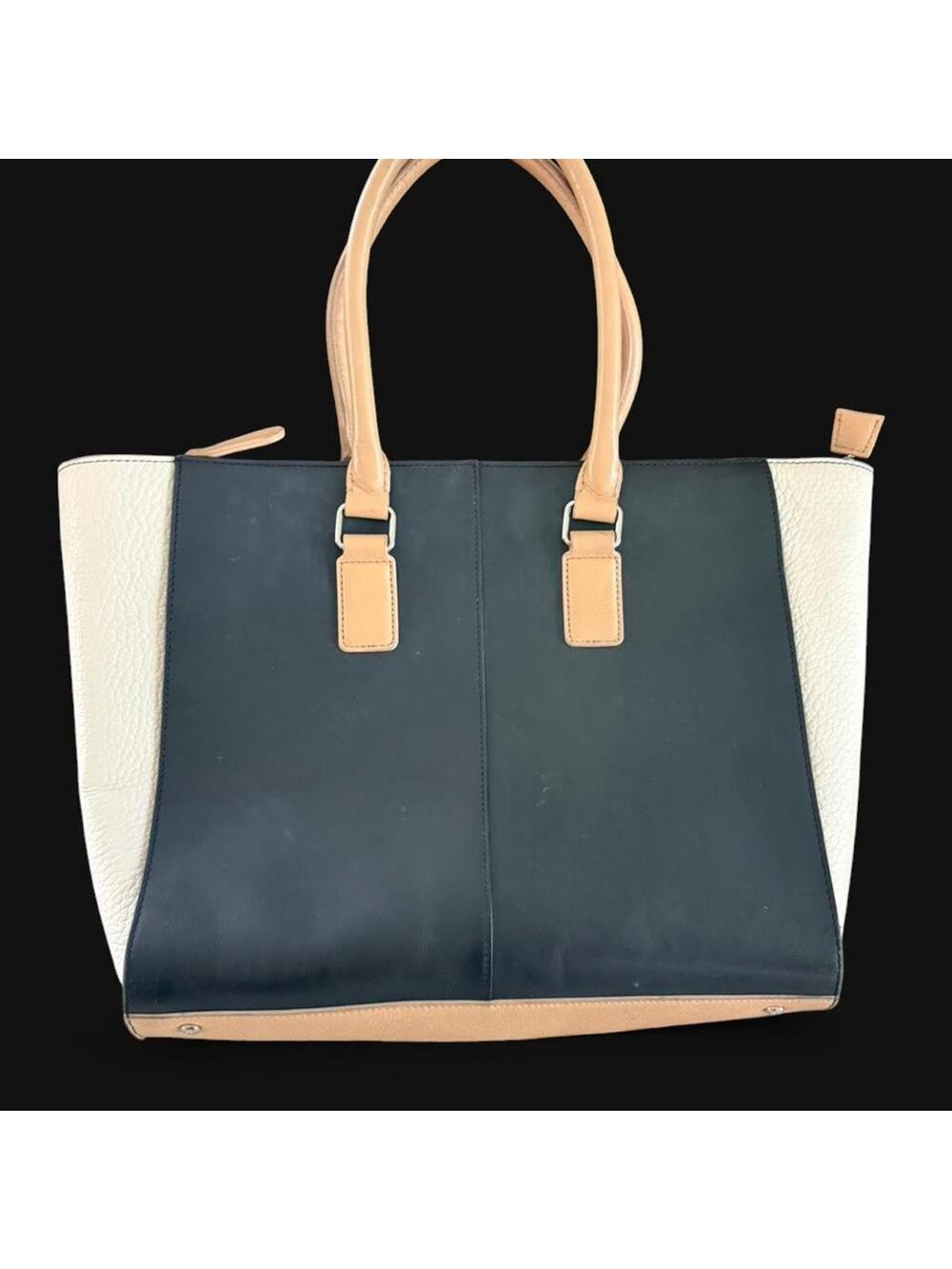 Charles jourdan kameron tote features